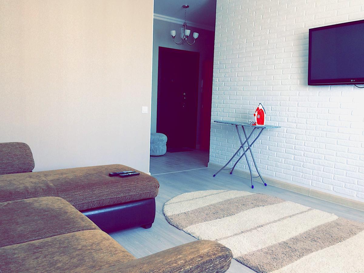Vesna Apartments In The Center Astana Extérieur photo